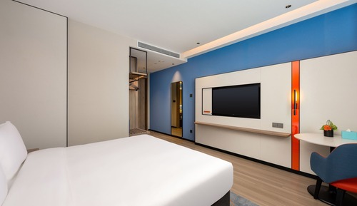 Habitación estándar, 1 cama de matrimonio grande, vistas a la ciudad