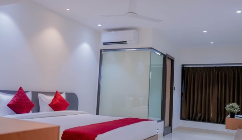 Habitación Deluxe, 1 cama de matrimonio grande, vistas a la ciudad, junto al lago