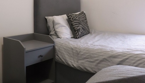 Habitación Confort con 2 camas individuales