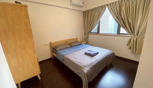 Apartamento de lujo, 3 habitaciones, 2 baños, vistas a la piscina