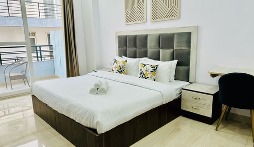 Superior One Bedroom Apartment