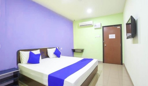 Habitación estándar doble, 1 cama doble, baño privado, planta baja