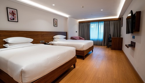 Premier Twin Room