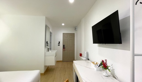 Habitación superior, 1 cama de matrimonio, sin ventanas