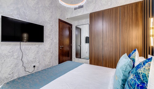 Apartamento Premier, 1 habitación, balcón, vistas al canal