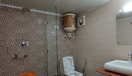 Habitación Confort con 1 cama doble o 2 individuales
