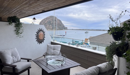 Habitación superior, 1 cama de matrimonio grande con sofá cama, balcón, vistas al mar
