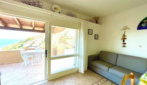 Casa, 2 habitaciones, balcón, vistas al mar