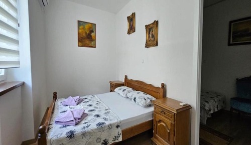 Apartamento (Two Bedroom Apartment with Terrace)