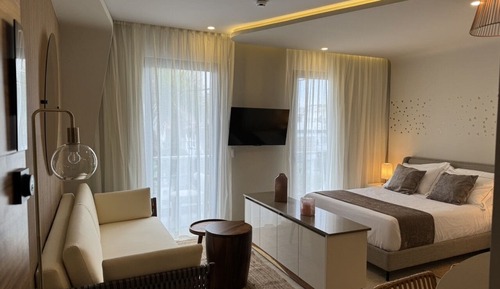 Apartamento City, 1 cama de matrimonio, vistas parciales al mar