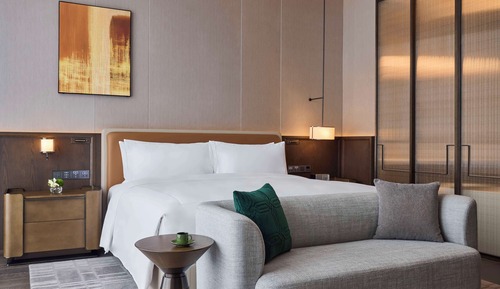 Habitación Deluxe, 1 cama de matrimonio grande, vistas a la ciudad
