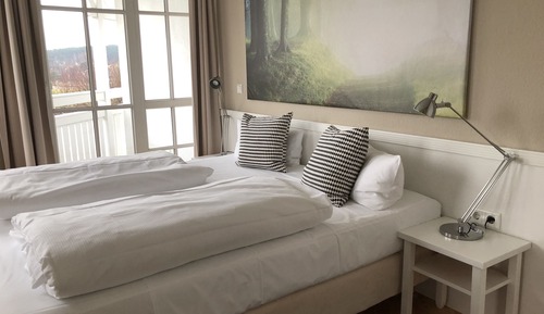 Apartamento Confort, baño privado, vistas al puerto deportivo (Selliner See Blick  )