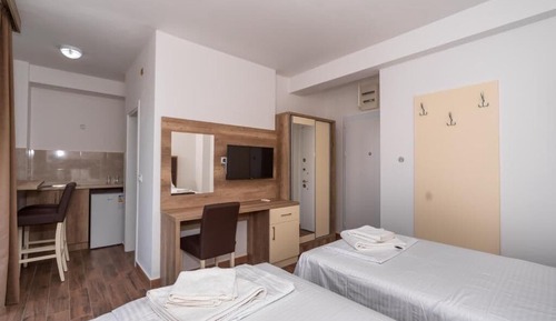 Habitación estándar con 1 cama doble o 2 individuales