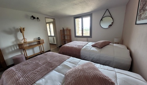 Habitación Confort con 1 cama doble o 2 individuales, baño privado (Au Bord du Rêve)