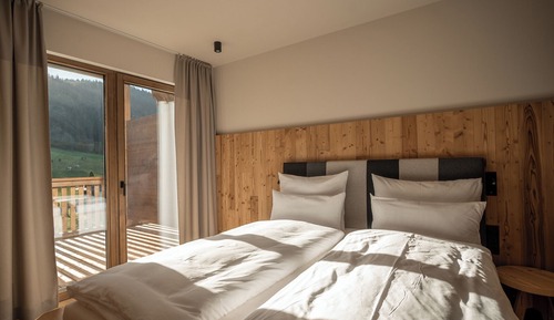 Apartamento, 2 habitaciones, cocina, vistas a la montaña