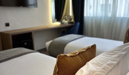 Habitación estándar con 1 cama doble o 2 individuales