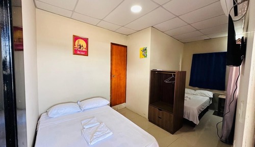 Habitación Business doble, varias camas