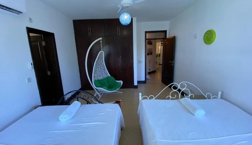 Habitación Confort con 1 cama doble o 2 individuales