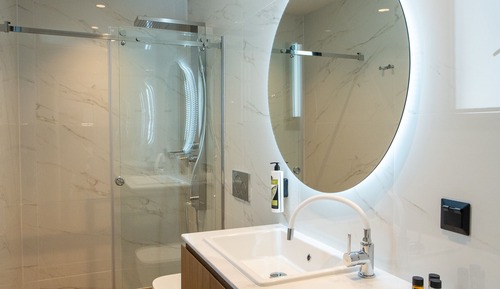 Habitación estándar con 1 cama doble o 2 individuales, no fumadores