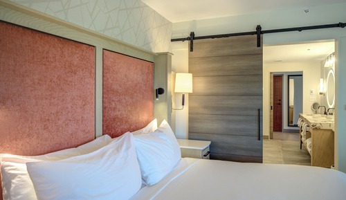 Suite presidencial, 1 cama de matrimonio grande con sofá cama, balcón, vistas a la ciudad