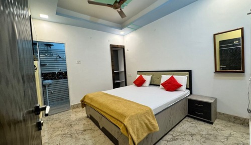 Classic Double Room, City View