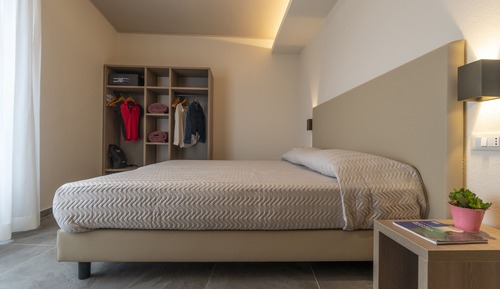 Habitación estándar con 1 cama doble o 2 individuales
