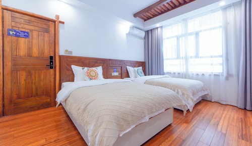 Habitación superior con 2 camas individuales
