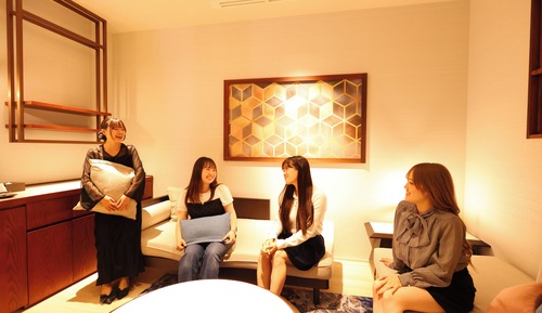 Suite junior, no fumadores (Studio, Type-B, w/ Lounge Access)