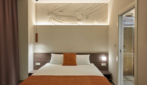Habitación estándar con 1 cama doble o 2 individuales