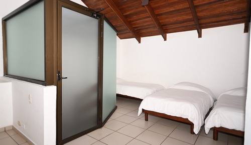 Villa familiar, 4 habitaciones, vistas al jardín