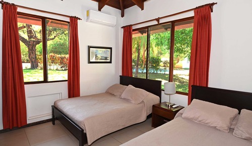 Villa Confort, 3 habitaciones, vistas a la piscina