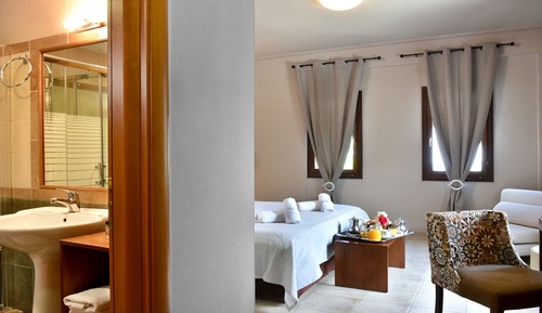 Habitación con 1 cama doble o 2 individuales