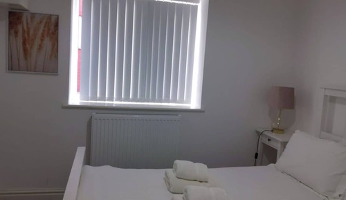 Habitación familiar (Room 6)
