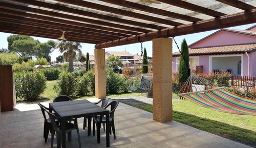 Loft superior, 1 habitación, 2 baños, en la zona del jardín