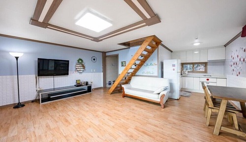 Habitación (203)
