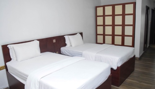 Habitación ejecutiva con 2 camas individuales