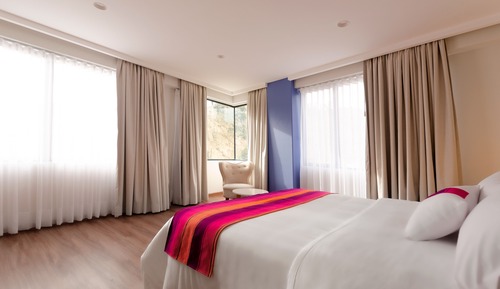 Suite Confort, 1 cama de matrimonio, vistas a la ciudad