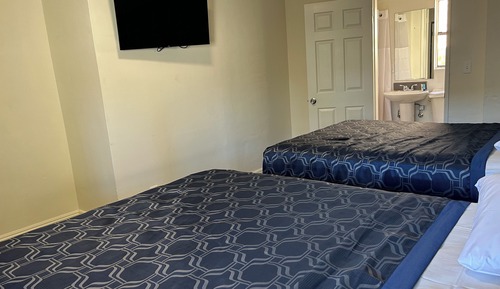 Habitación básica, 2 camas de matrimonio