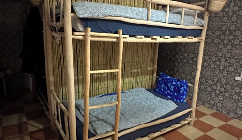 Dormitorio compartido económico, no fumadores