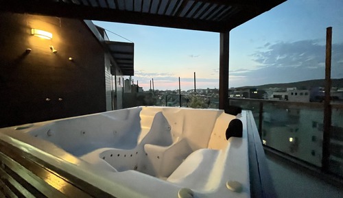 Apartamento Deluxe, 4 habitaciones, bañera de hidromasaje, vistas a la bahía