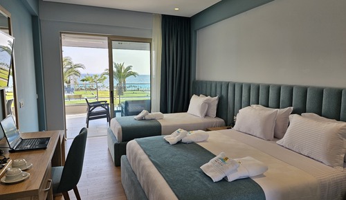 Habitación superior, vistas al mar