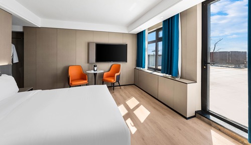 Habitación Grand, 1 cama de matrimonio, vistas a la ciudad