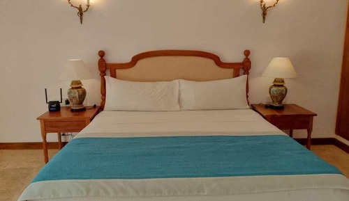 Habitación Deluxe doble, 1 cama de matrimonio grande, vistas al mar