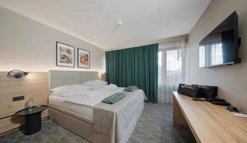 Habitación estándar con 1 cama doble o 2 individuales
