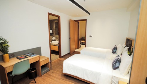 Classic Suite with Twin Bed