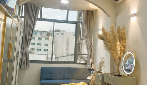 Suite estudio romántica, 1 cama de matrimonio grande, vistas a la ciudad (6even1)