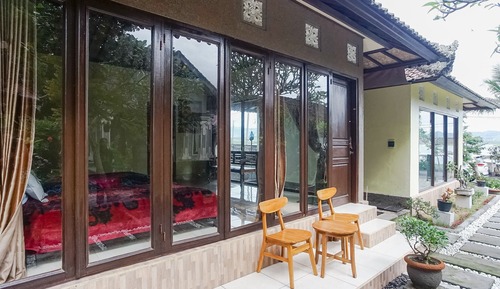 Casa de campo, vistas al jardín