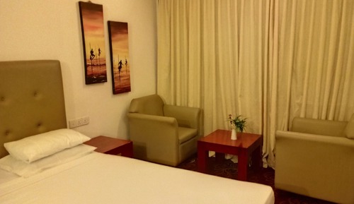Habitación individual estándar, 1 cama de matrimonio, no fumadores, vistas al patio