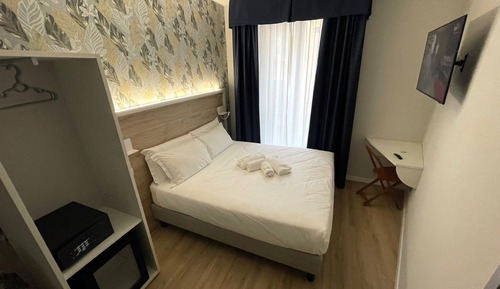 Large Double Room