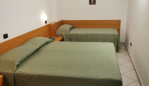 Habitación triple estándar
